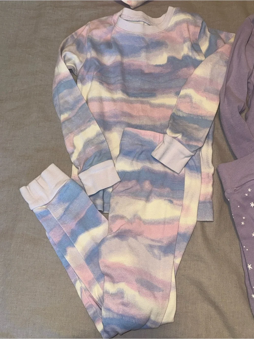 Lot of 6 pairs of Carters Pajamas - 5T